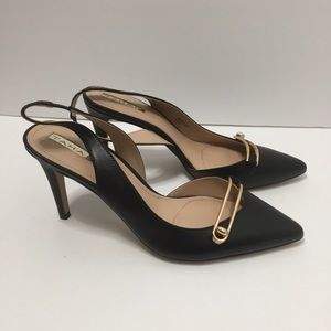Tahari Black Slingbacks